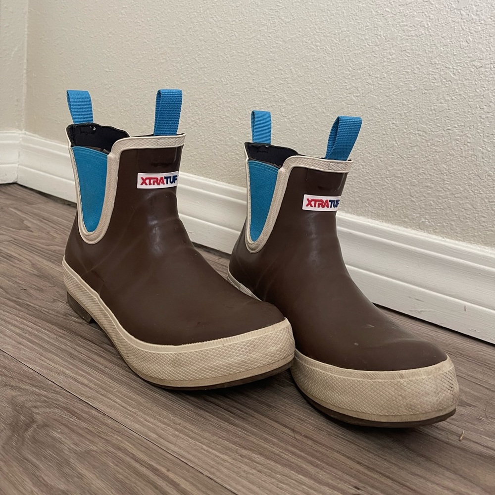 Salmon Sisters x Xtratuf Puffin Deck Boots